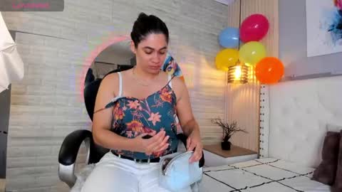 Snapshot of sussy__stone chatting on May 14, 12:12 pm online show from May 14, 12:12 pm