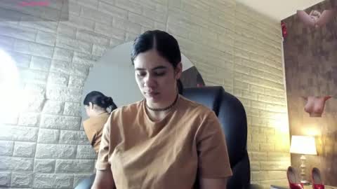   online show from June 26, 11:58 am
