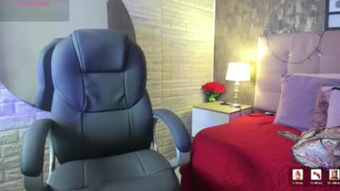   online show from July 27, 12:01 pm