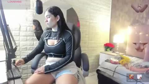   online show from July 28, 12:01 pm