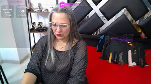 Sussy  online show from March 11, 3:48 am