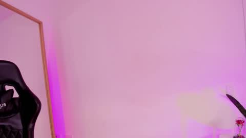 Sussy online show from October 6, 6:05 pm