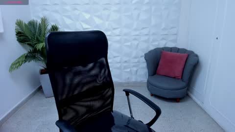 Susy online show from December 15, 11:55 am
