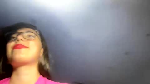 susyli online show from October 3, 3:09 pm