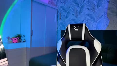 Jessica online show from November 12, 5:24 pm