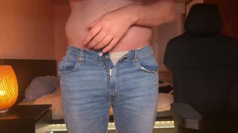 Snapshot of sutlac90 chatting on November 3, 5:25 pm sutlac90 online show from November 3, 5:25 pm