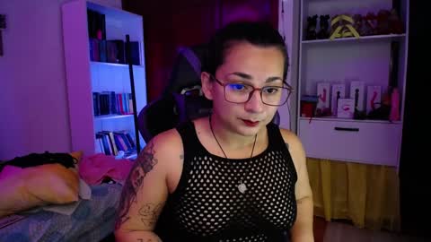 Susan   .. oo .. Independent Model online show from December 19, 9:17 pm