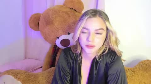 suzan__cooper2 online show from February 16, 4:31 am