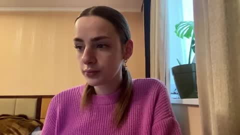 Emila online show from April 19, 6:35 am