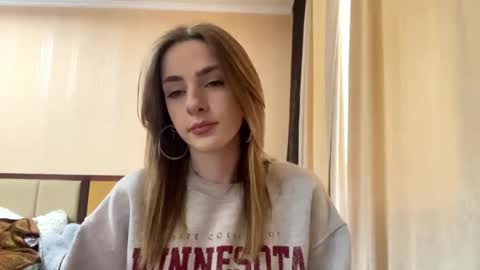 Emila online show from April 23, 12:15 pm