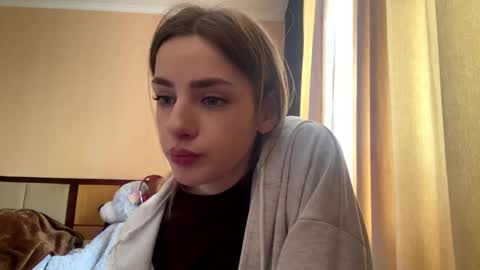 Emila online show from April 24, 12:40 pm