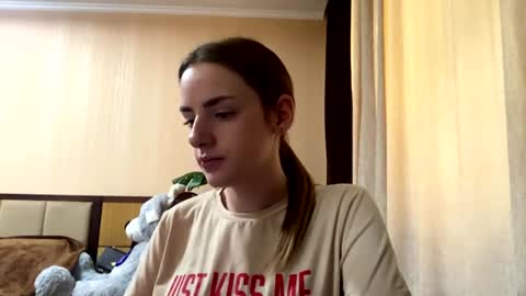 Emila online show from July 9, 7:23 am