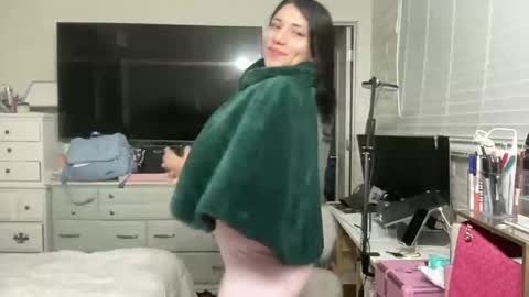 Suzy online show from January 9, 5:21 am