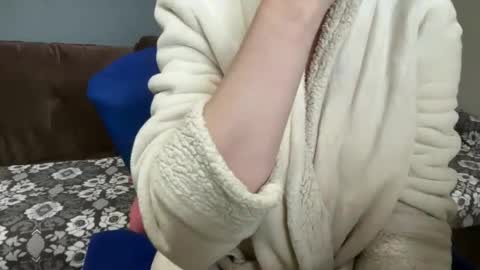 Snapshot of suzysummerrrrrrrrr chatting on September 26, 9:57 am The real sugar baby Suzy Summer online show from September 26, 9:57 am