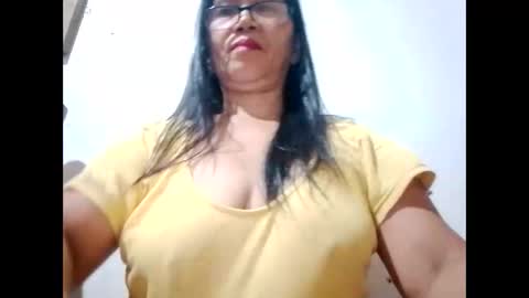 suzzie_hot online show from January 17, 9:06 pm