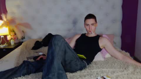 Snapshot of swag_owner chatting on June 11, 12:32 am swag_owner online show from June 11, 12:32 am