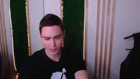 Snapshot of swag_owner chatting on June 13, 11:02 pm swag_owner online show from June 13, 11:02 pm