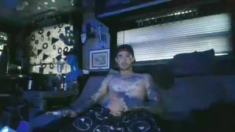 Snapshot of swaggdaddy93 chatting on October 9, 11:30 am Playboy online show from October 9, 11:30 am