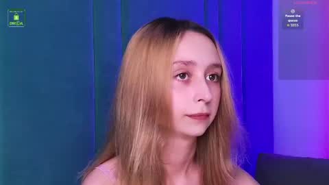 Snapshot of sweatee_fluff chatting on June 12, 8:41 pm RACHEL online show from June 12, 8:41 pm
