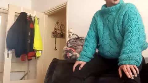 sweaterboy666 online show from October 1, 10:54 am