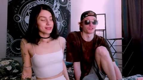 sweaties3 online show from October 24, 9:49 am