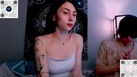 sweaties3 online show from November 5, 10:15 am