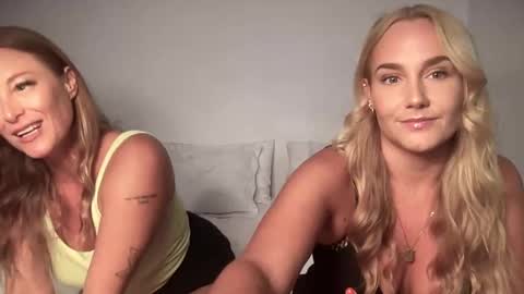 Swedish Candii online show from September 19, 9:15 pm