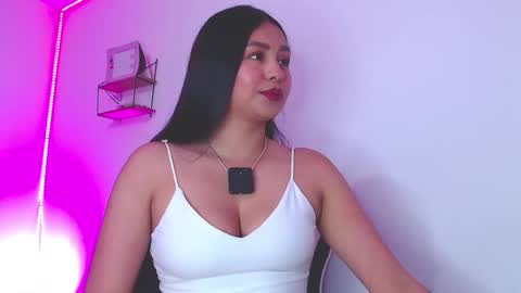 Amy  IG sweeet amy0 online show from November 14, 7:45 pm