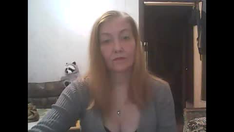 sweet4blonde609 online show from November 7, 11:43 am