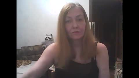 sweet4blonde609 online show from November 28, 11:46 am