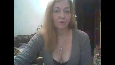 sweet4blonde609 online show from December 17, 8:31 am