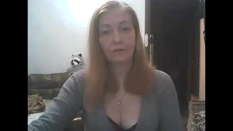Snapshot of sweet4blonde67 chatting on November 7, 11:10 am sweet4blonde67 online show from November 7, 11:10 am
