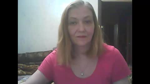Snapshot of sweet4blonde67 chatting on May 24, 3:28 pm sweet4blonde67 online show from May 24, 3:28 pm
