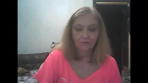 Snapshot of sweet4blonde67 chatting on June 7, 4:11 pm sweet4blonde67 online show from June 7, 4:11 pm