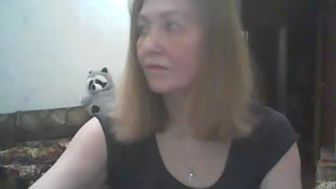 Snapshot of sweet4blonde67 chatting on June 15, 3:36 pm sweet4blonde67 online show from June 15, 3:36 pm