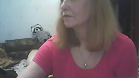 Snapshot of sweet4blonde67 chatting on June 23, 3:32 pm sweet4blonde67 online show from June 23, 3:32 pm