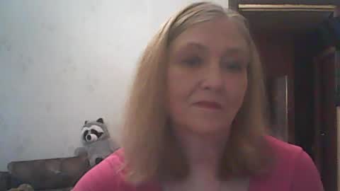 Snapshot of sweet4blonde67 chatting on June 25, 2:32 pm sweet4blonde67 online show from June 25, 2:32 pm
