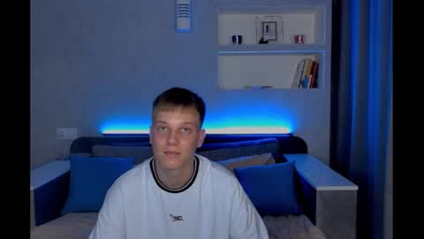 sweet online show from March 4, 11:00 pm