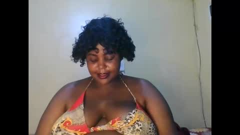 Snapshot of sweet52537 chatting on January 21, 10:51 pm sweet52537 online show from January 21, 10:51 pm