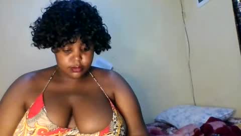 Snapshot of sweet52537 chatting on January 30, 4:06 am sweet52537 online show from January 30, 4:06 am