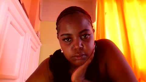 sweet52537 online show from October 5, 8:45 am