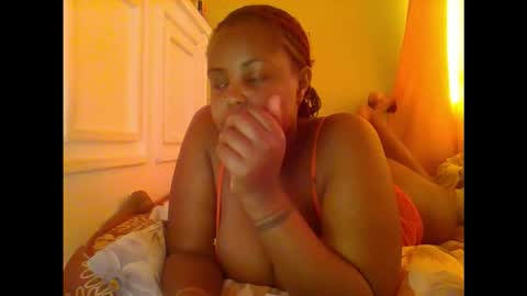 sweet52537 online show from October 24, 7:27 am