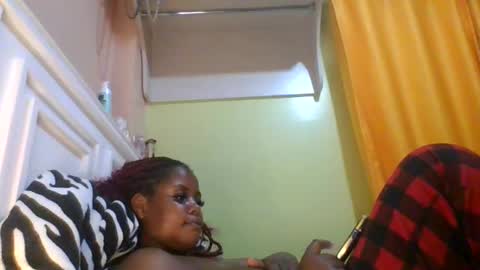 sweet52537 online show from February 4, 6:14 pm