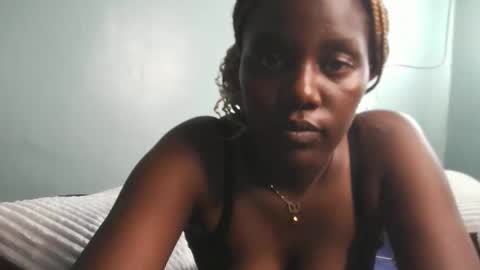 sweet69berry online show from November 29, 12:52 pm