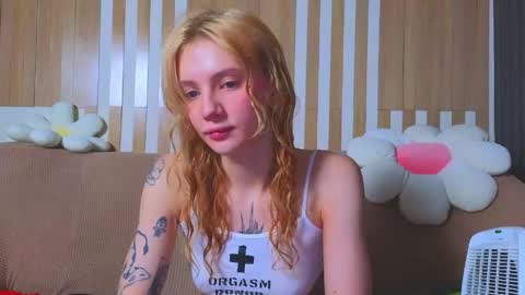 Snapshot of sweet_69billy chatting on March 29, 2:11 am Im Billy online show from March 29, 2:11 am