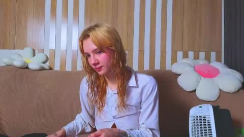 Snapshot of sweet_69billy chatting on April 1, 2:12 am Im Billy online show from April 1, 2:12 am