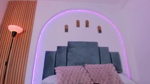 sweet__mel_ online show from June 12, 11:09 am