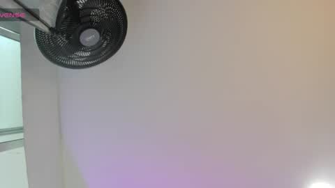 Snapshot of sweet__vanessa1 chatting on July 5, 11:01 pm Vanessa online show from July 5, 11:01 pm
