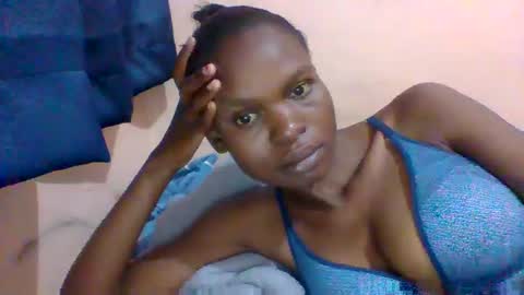 sweet_adora online show from February 8, 6:22 am