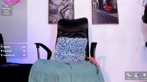 Snapshot of sweet_alessandro1 chatting on January 8, 1:42 am alessandre online show from January 8, 1:42 am